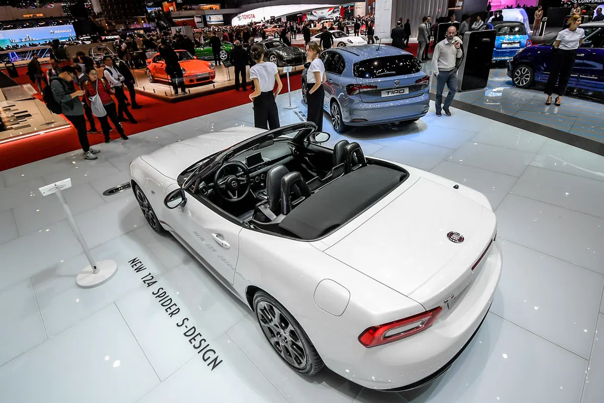Fiat 124 Spider S-Design, il nuovo allestimento (3)
