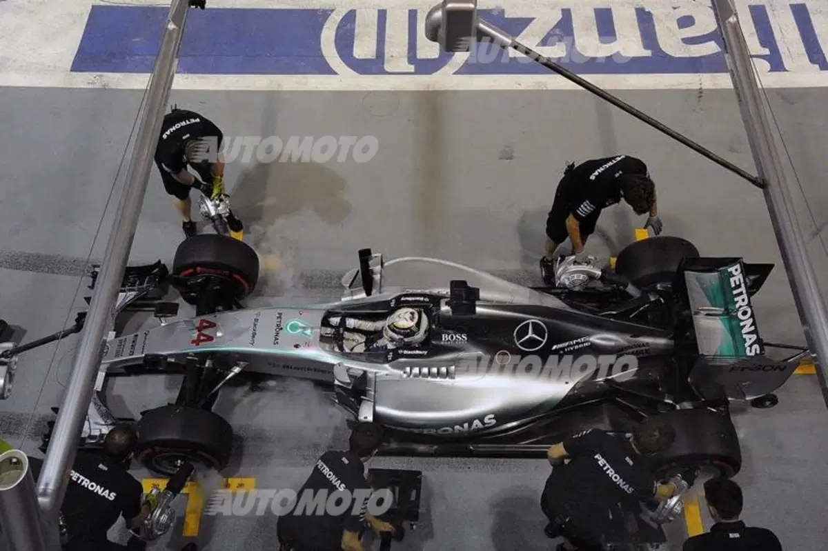F1, Gp Singapore 2015: pole per Vettel (3)