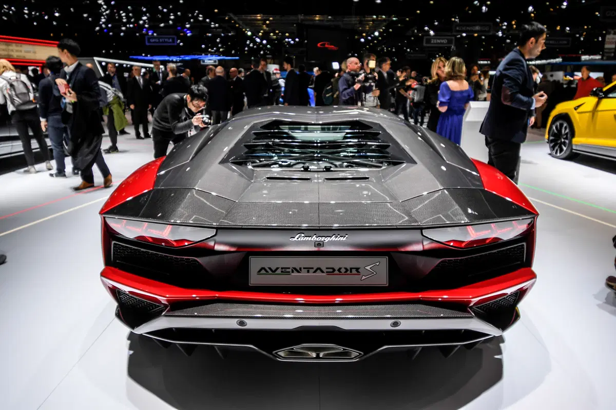 Lamborghini Huracan Performante Spyder al Salone di Ginevra 2018 (4)