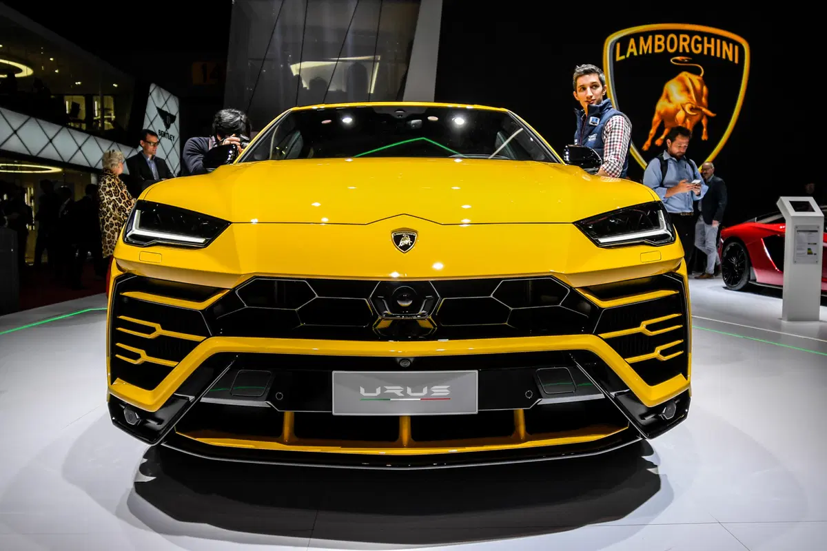 Lamborghini al Salone di Ginevra 2018 [video] (4)