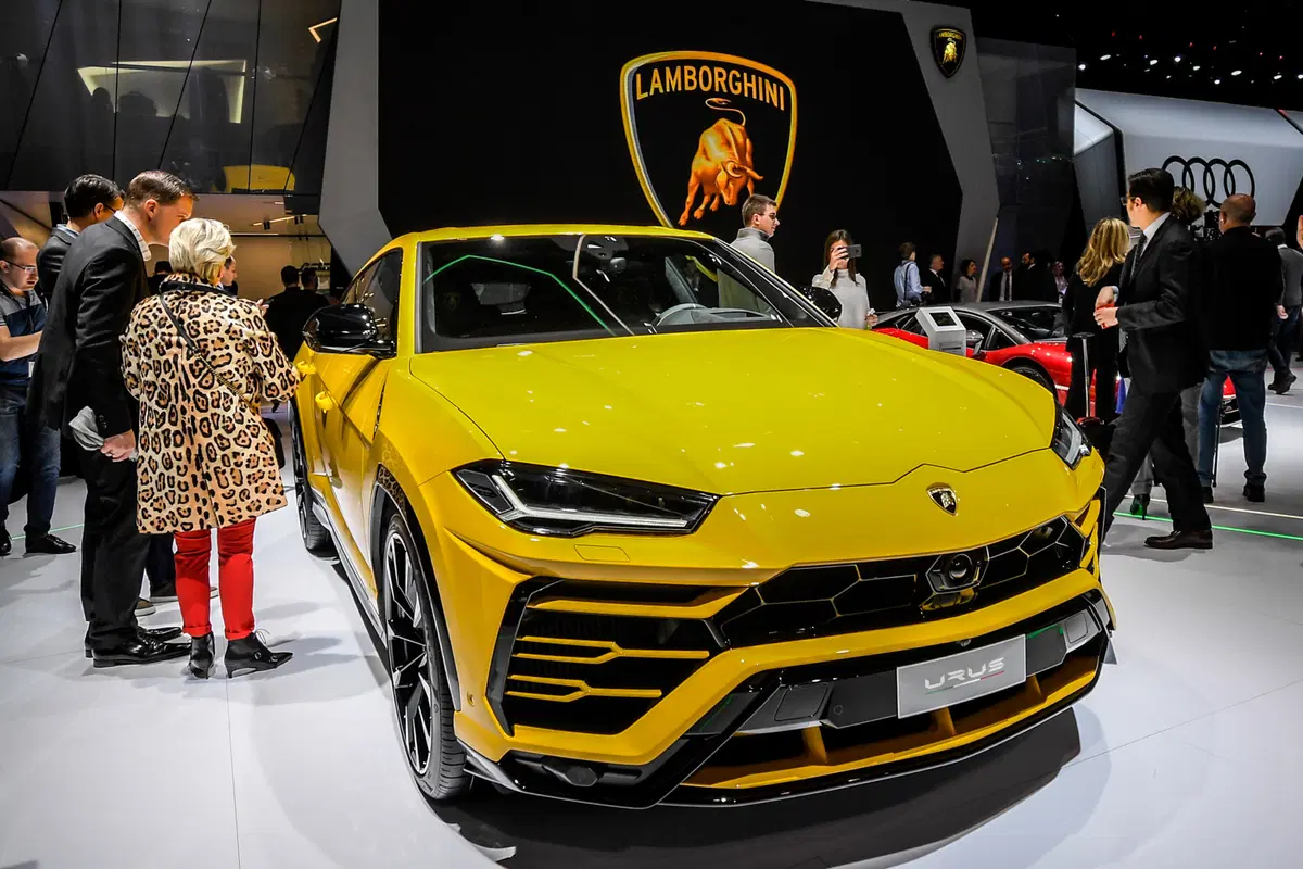 Lamborghini al Salone di Ginevra 2018 [video] (6)