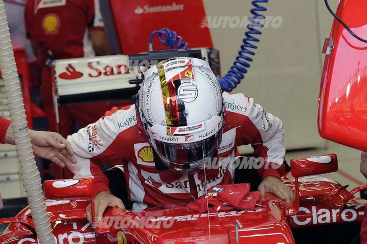 F1, Gp Singapore 2015: pole per Vettel (9)