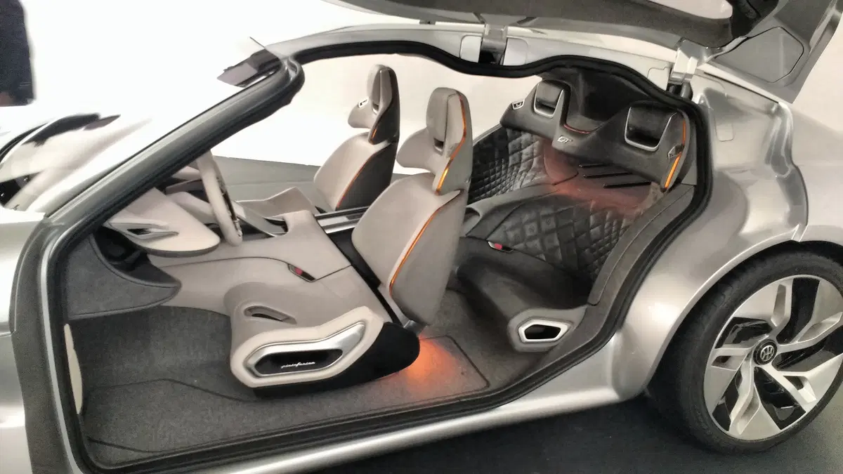 Pininfarina HK GT, la concept al Salone di Ginevra 2018 (11)