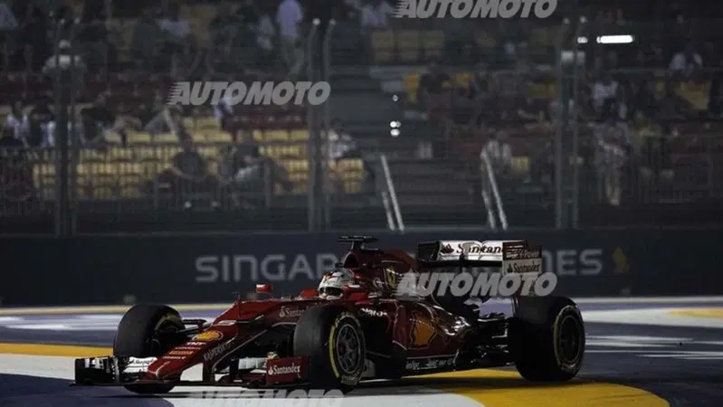 F1, Gp Singapore 2015, Vettel: &laquo;Domani ci aspetta il compito pi&ugrave; difficile&raquo;