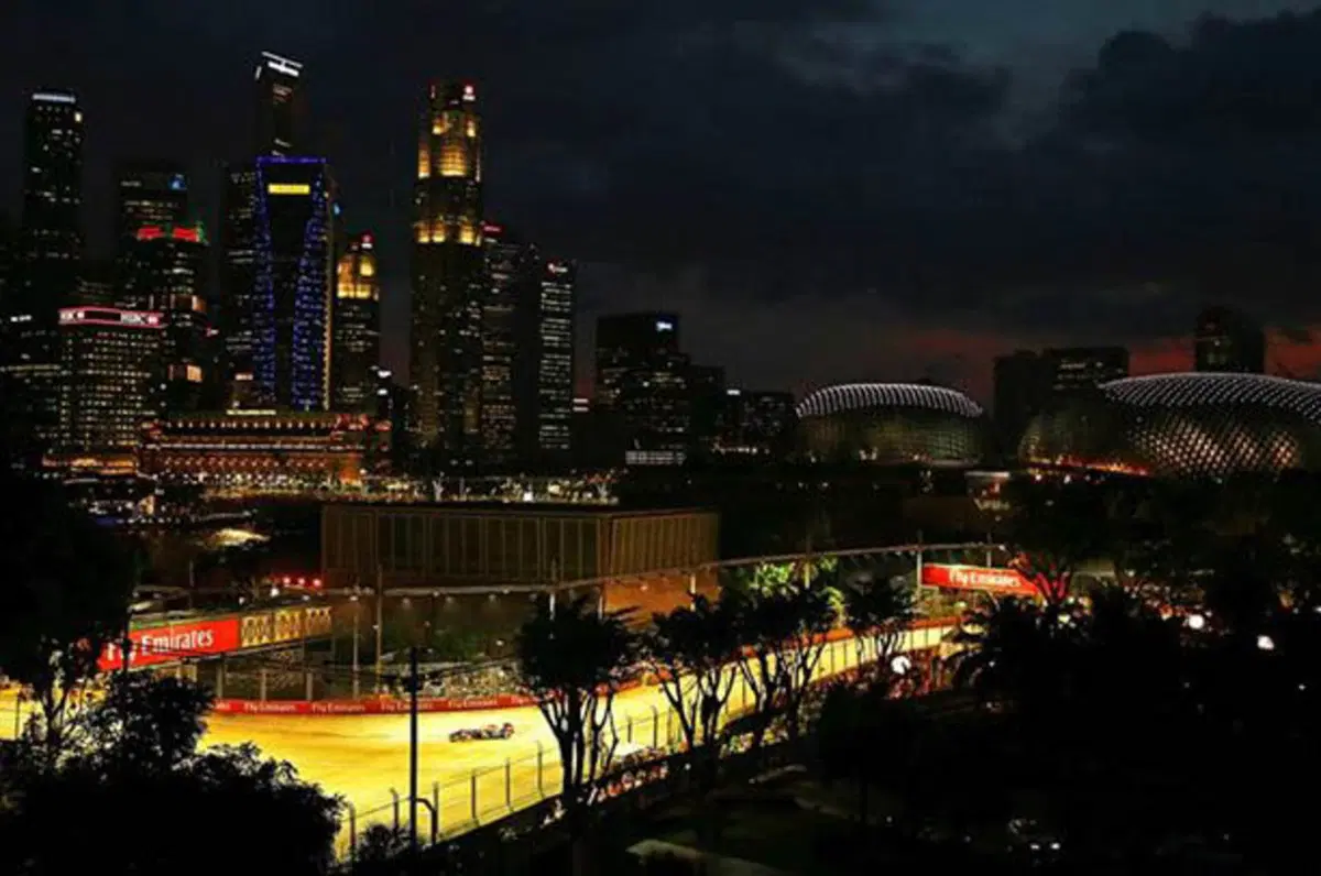 F1, Gp Singapore 2015, Vettel: «Domani ci aspetta il compito più difficile» (21)