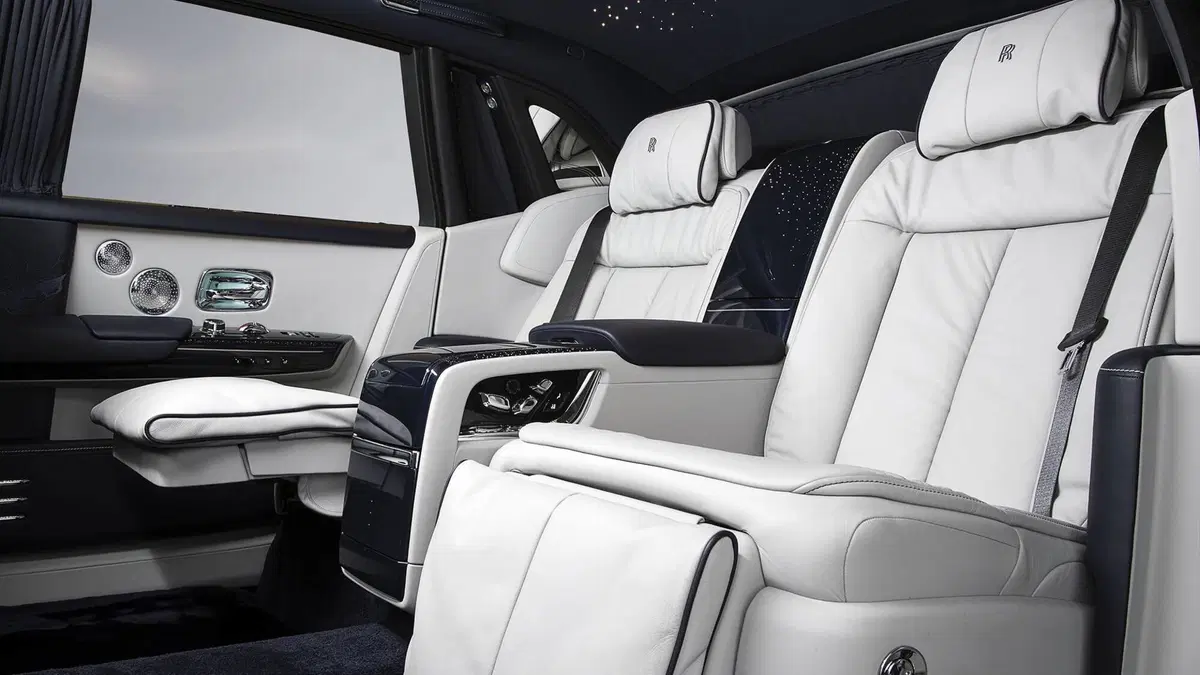 Rolls-Royce Phantom, tre bespoke al Salone di Ginevra 2018 (4)
