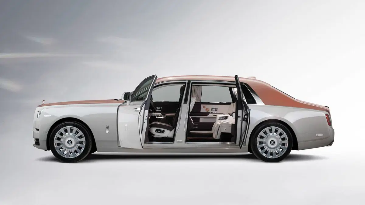 Rolls-Royce Phantom, tre bespoke al Salone di Ginevra 2018 (11)