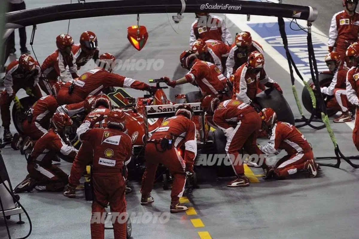 F1, Gp Singapore 2015, Vettel: «Proveremo a dare del filo da torcere alla Mercedes» (20)