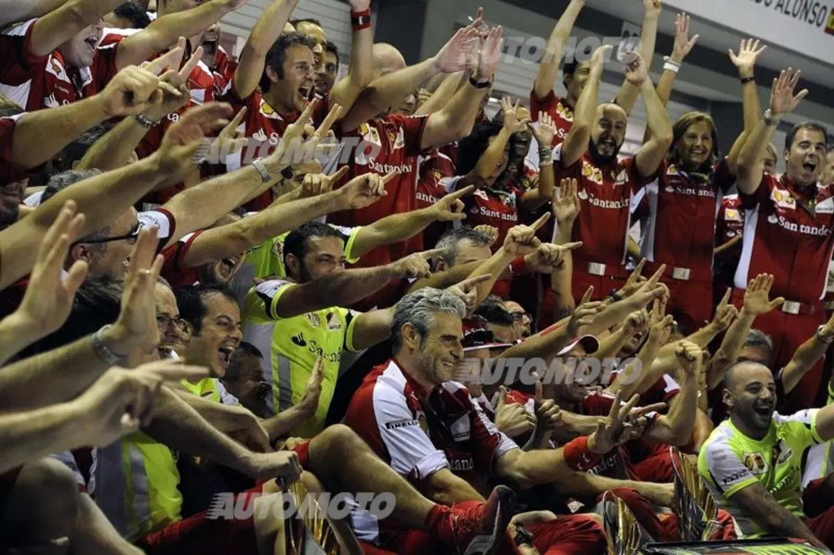 F1, Gp Singapore 2015, Vettel: «Proveremo a dare del filo da torcere alla Mercedes» (36)
