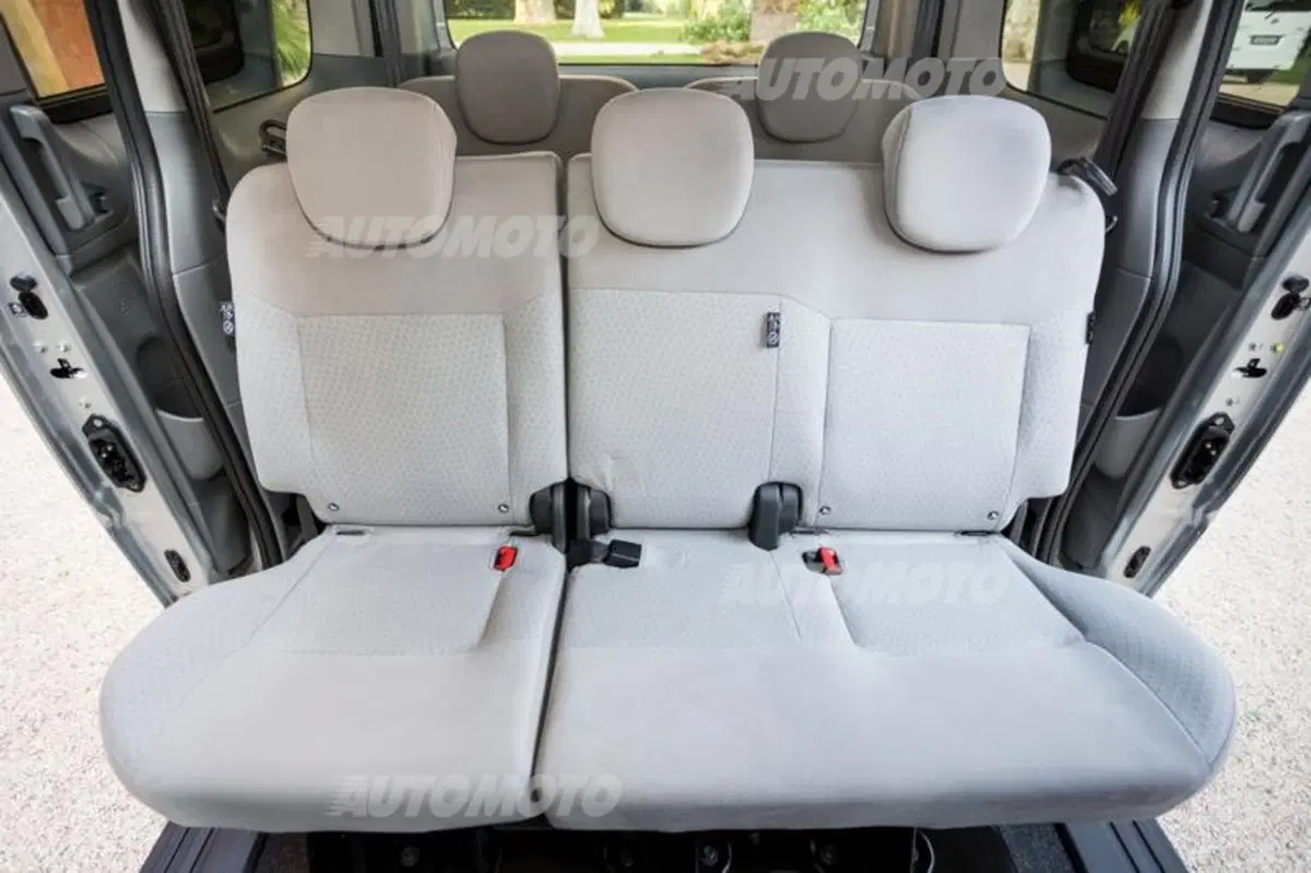 Nissan e-NV200 Evalia (8)
