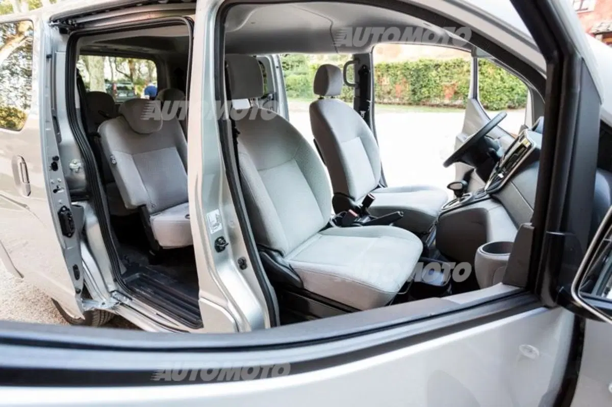 Nissan e-NV200 Evalia (9)