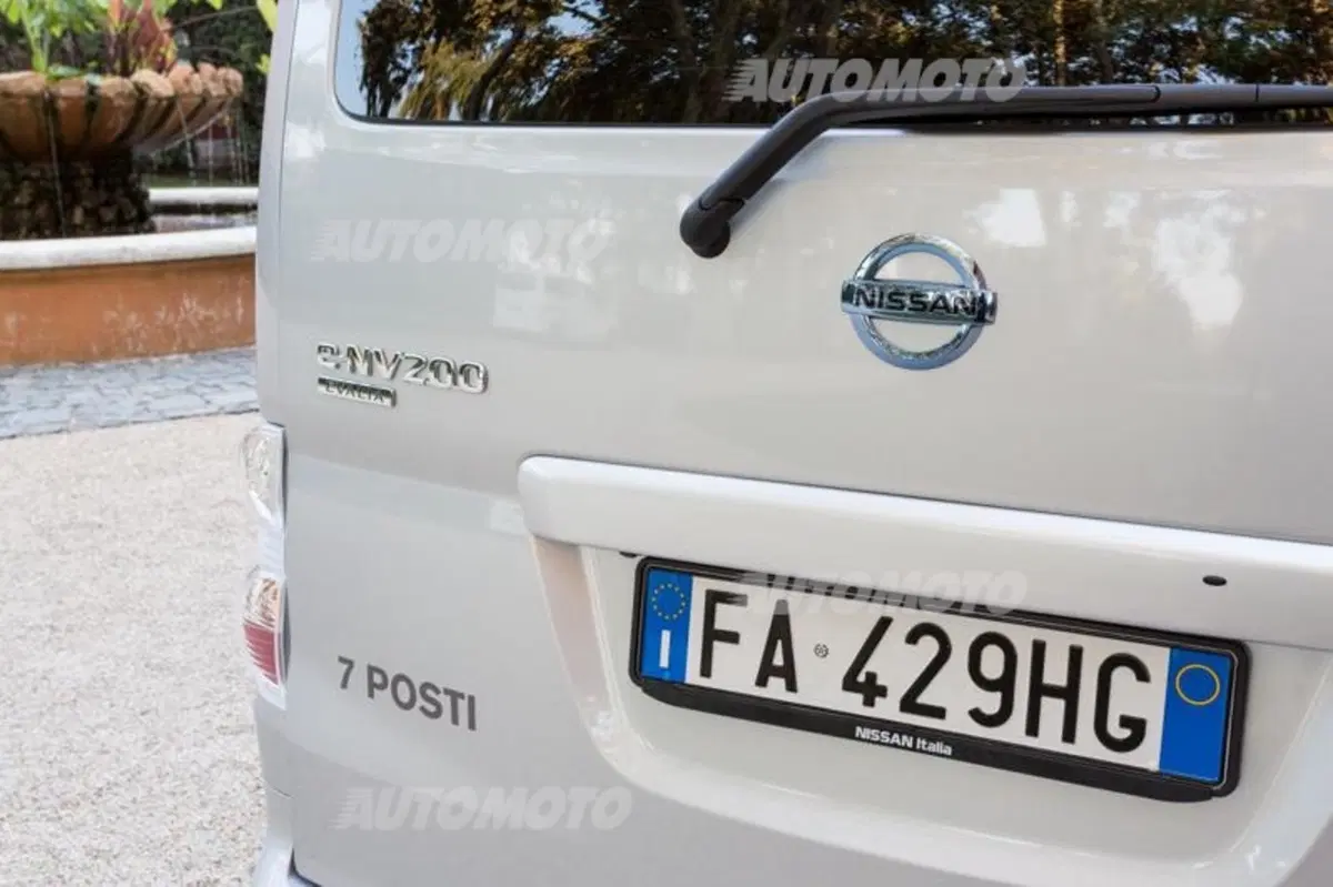 Nissan e-NV200 Evalia (10)