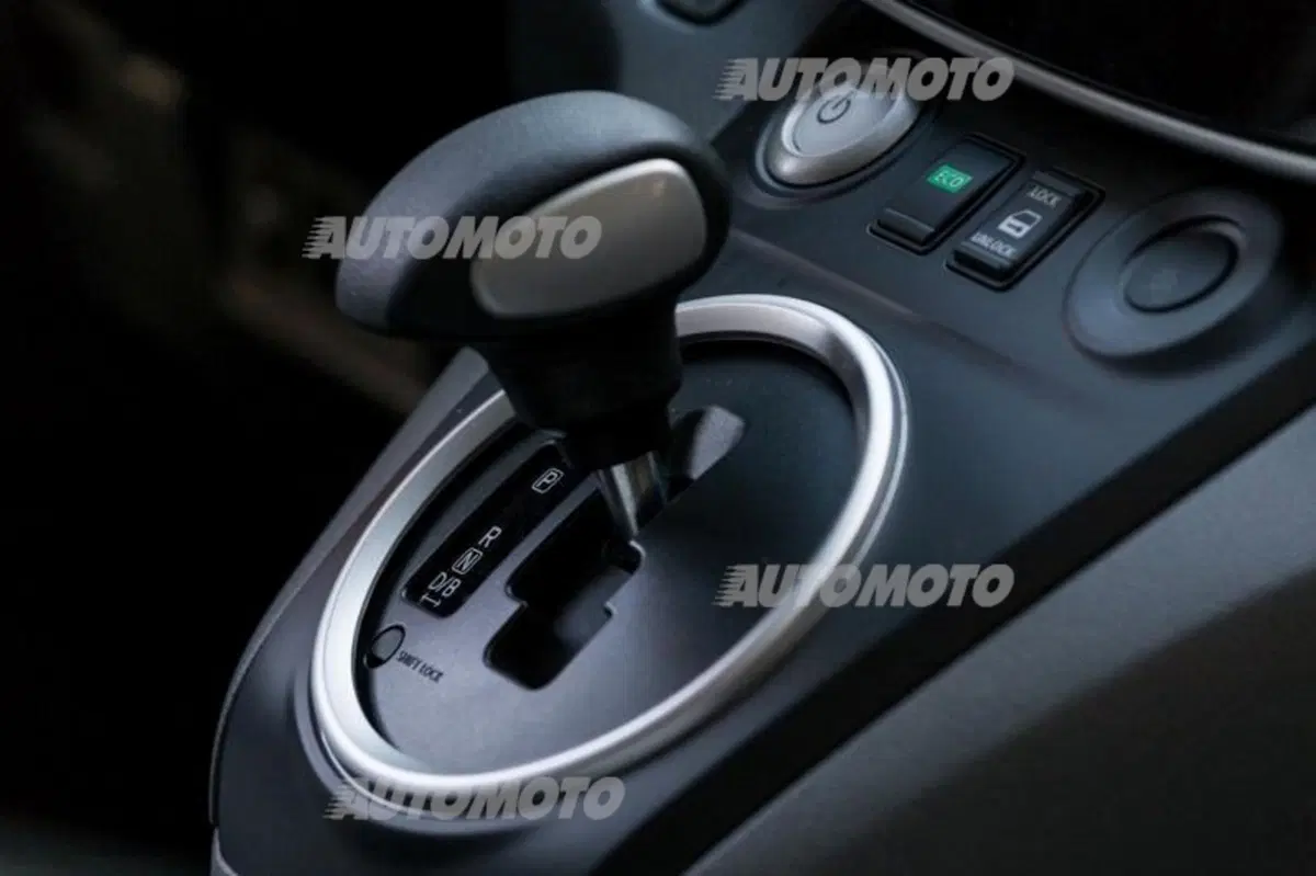 Nissan e-NV200 Evalia (15)