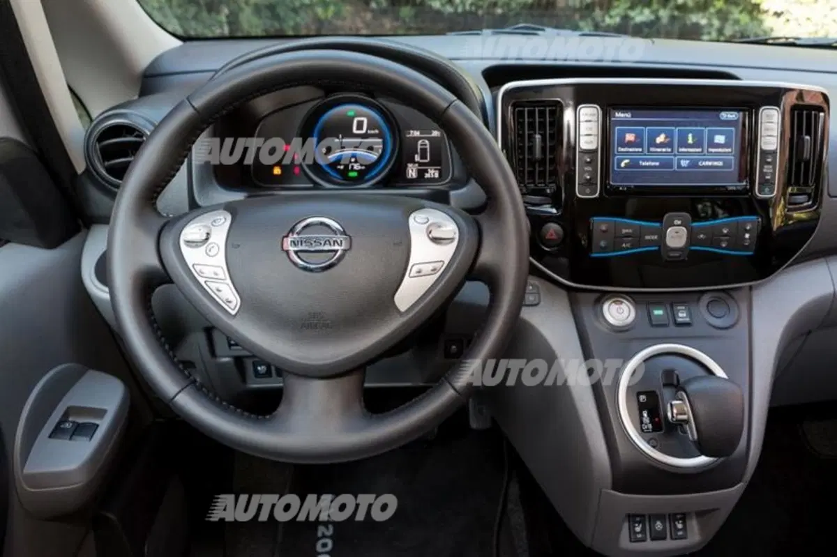 Nissan e-NV200 Evalia (30)