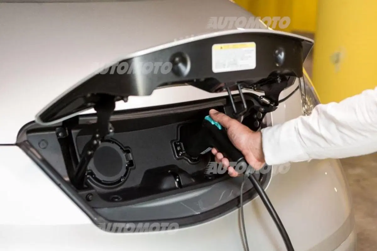 Nissan e-NV200 Evalia (36)
