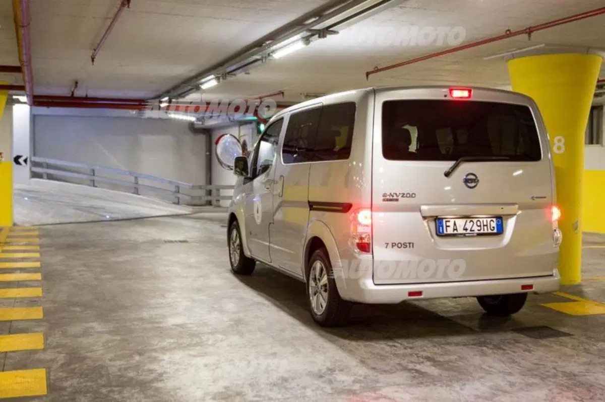 Nissan e-NV200 Evalia (38)