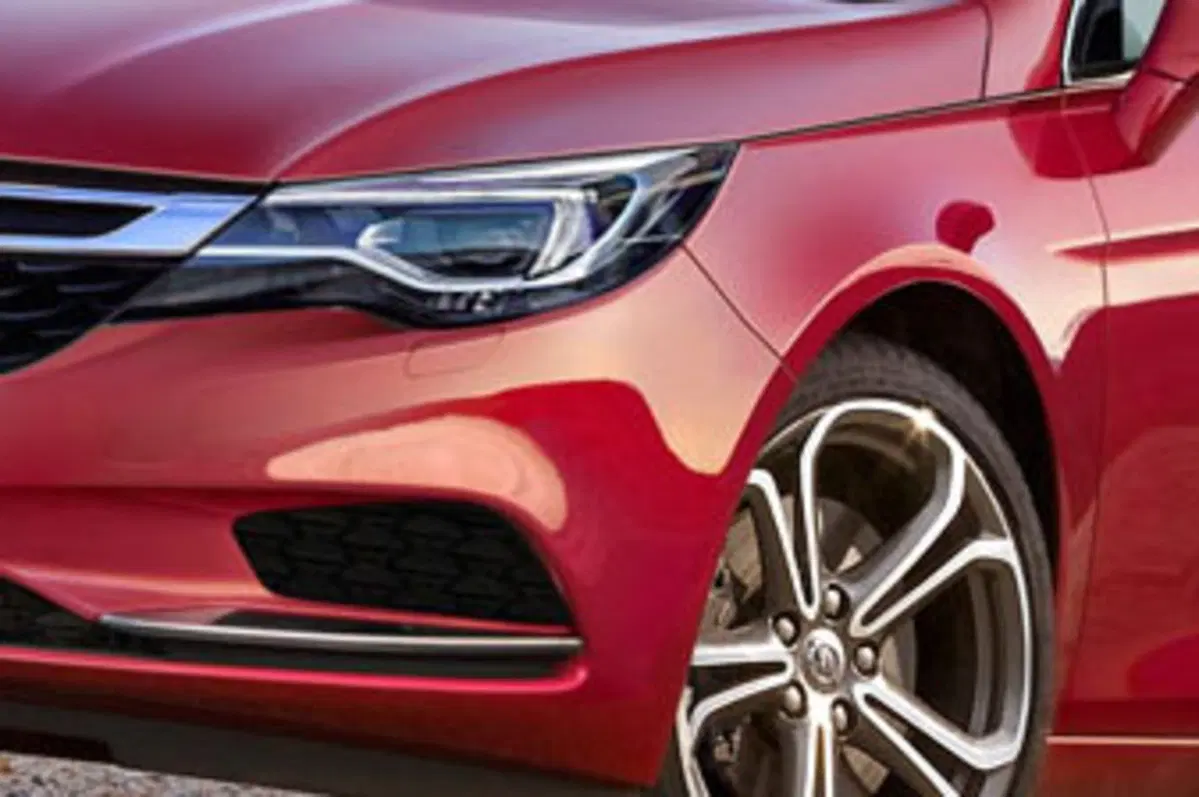 Nuova Opel Insignia: nel rendering, chiara ispirazione alla “Monza” (3)