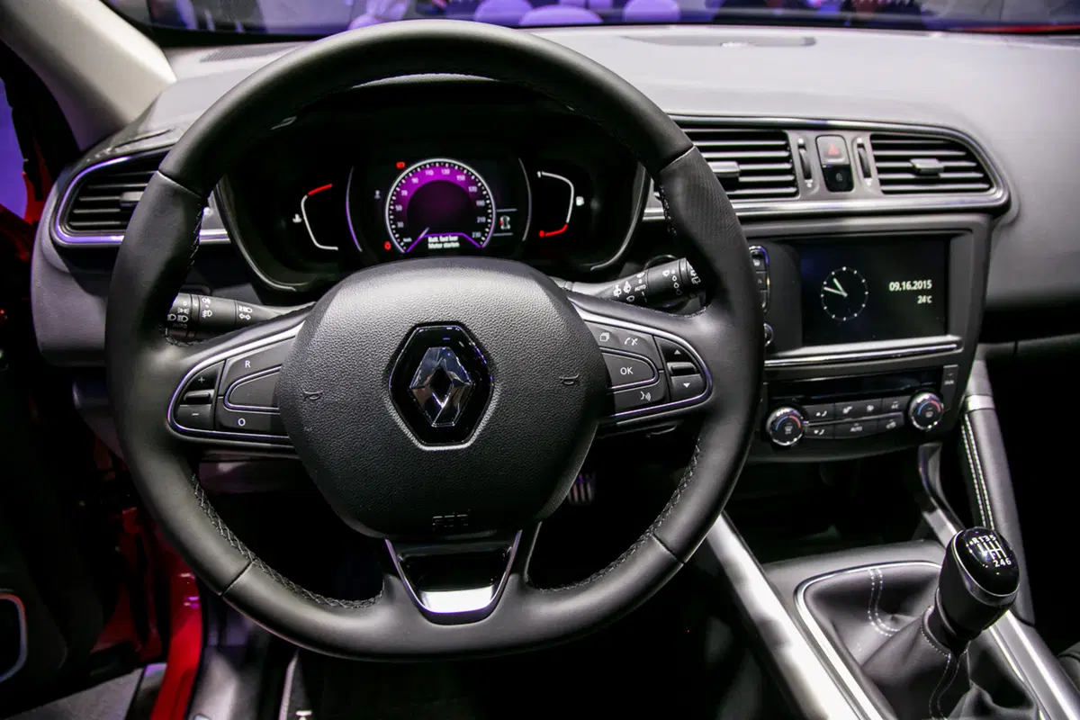 Brunet: «Renault-Mercedes anche nel top gamma? Perché no?» (16)