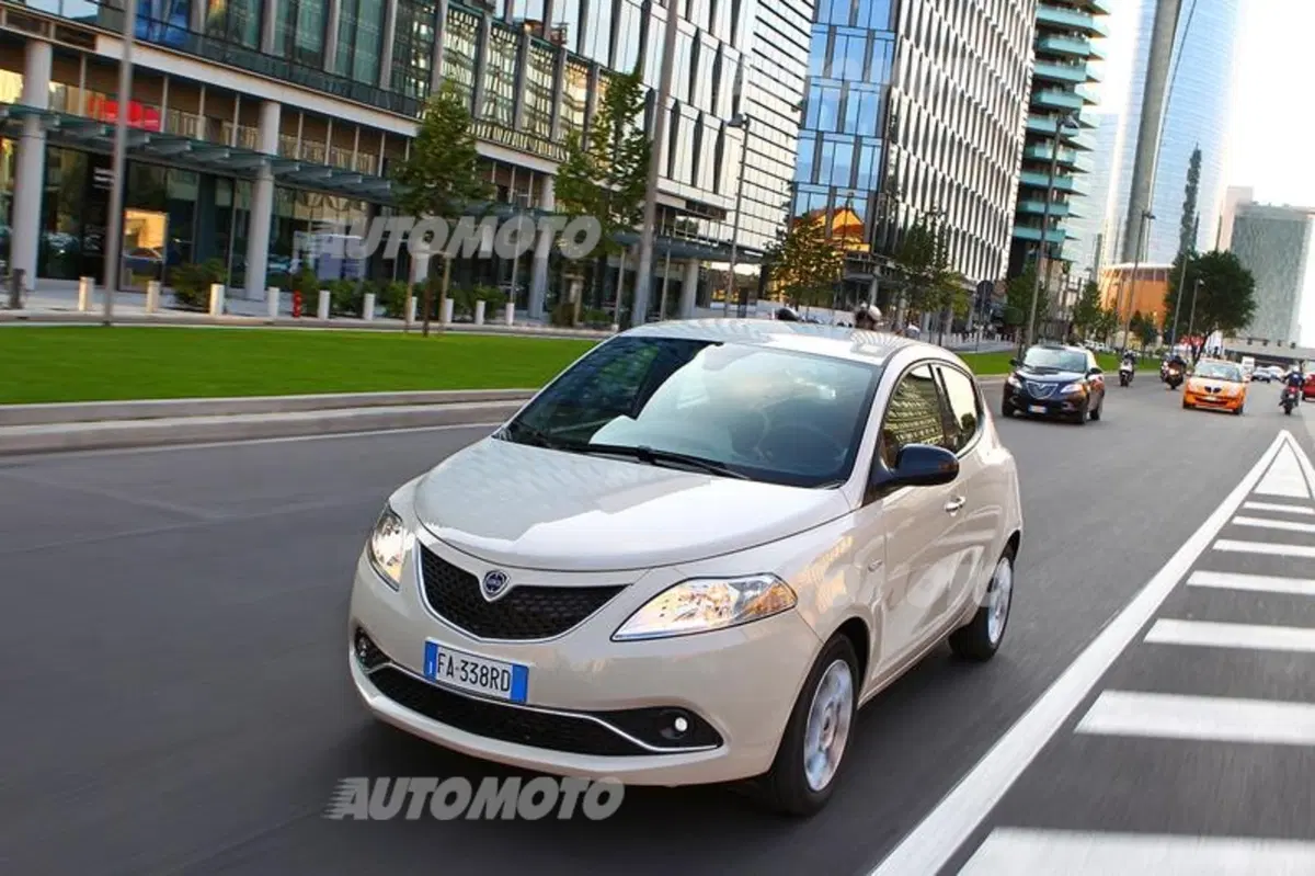 Lancia Ypsilon restyling (2)