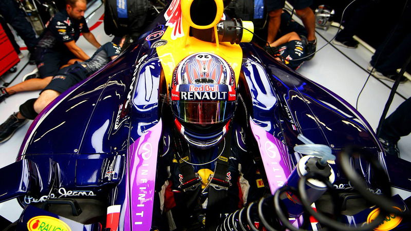 F1 Giappone 2015, FP2 Suzuka: Kvyat vola sul bagnato, Ferrari cerca il passo