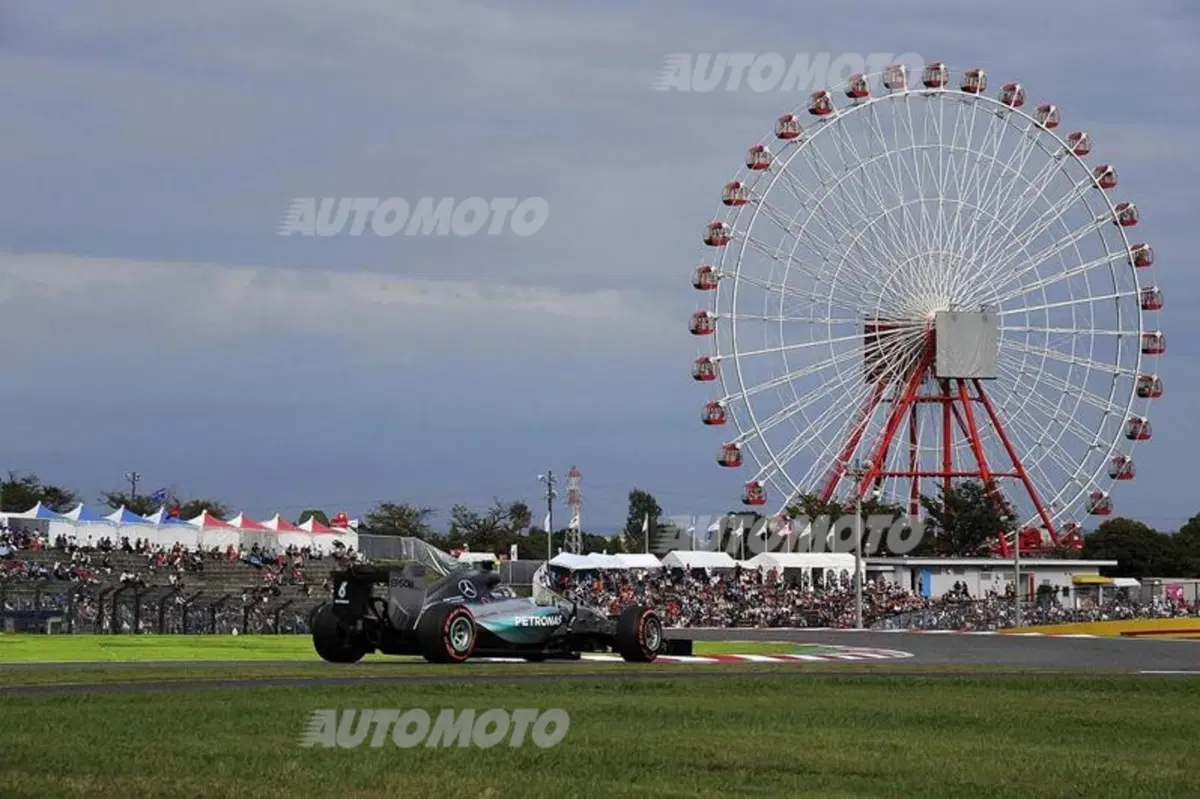 F1, Gp Giappone 2015: pole per Rosberg. Vettel quarto (2)