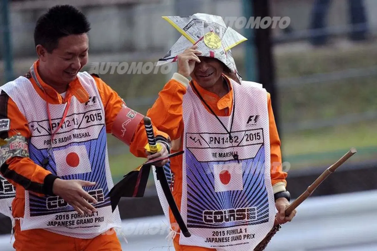 F1, Gp Giappone 2015: pole per Rosberg. Vettel quarto (19)