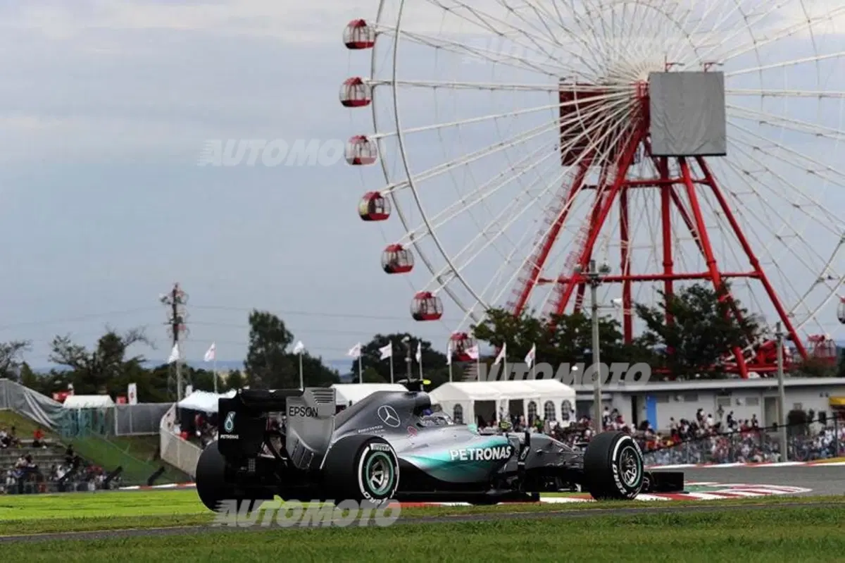F1, Gp Giappone 2015: pole per Rosberg. Vettel quarto (29)