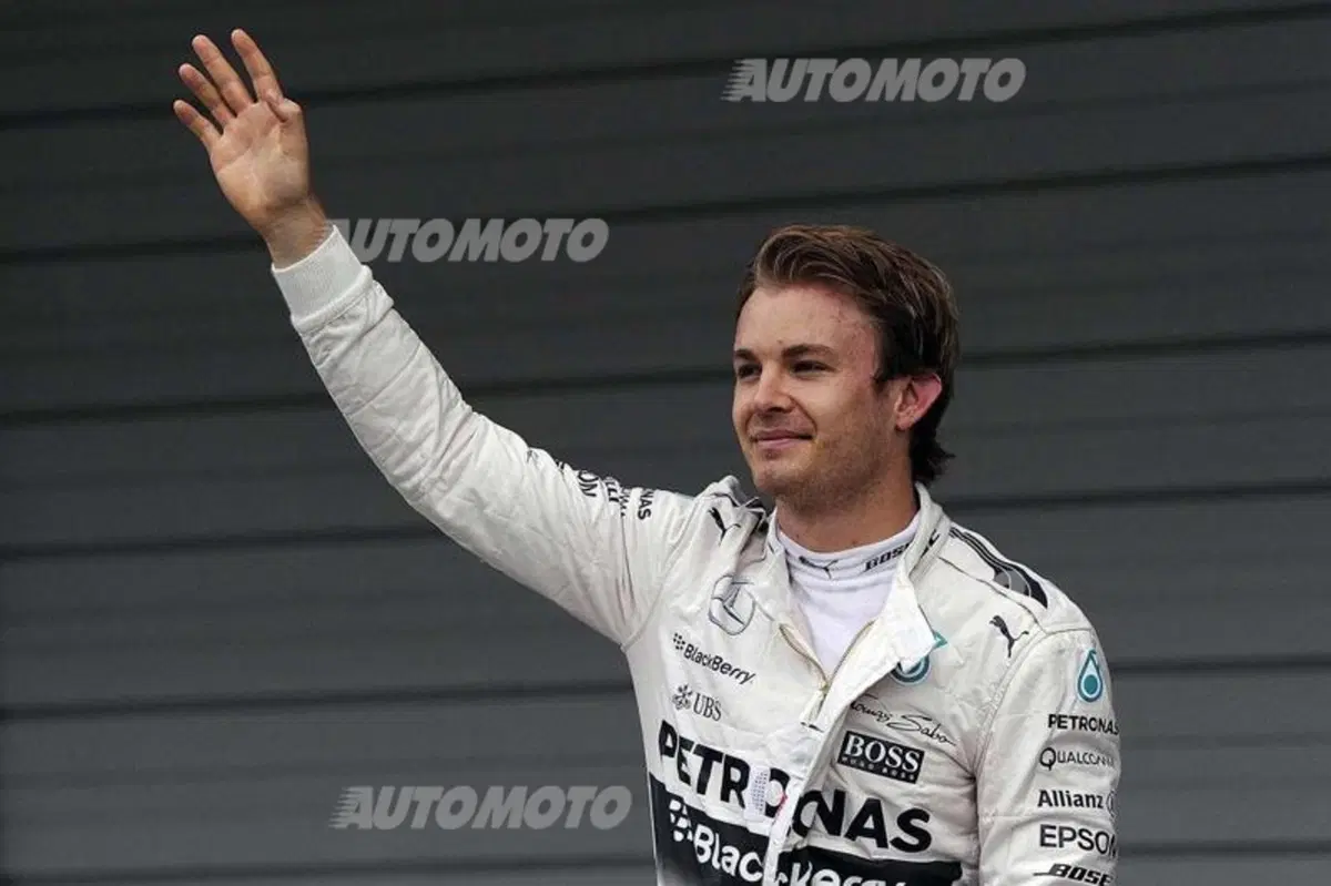F1, Gp Giappone 2015: pole per Rosberg. Vettel quarto (36)