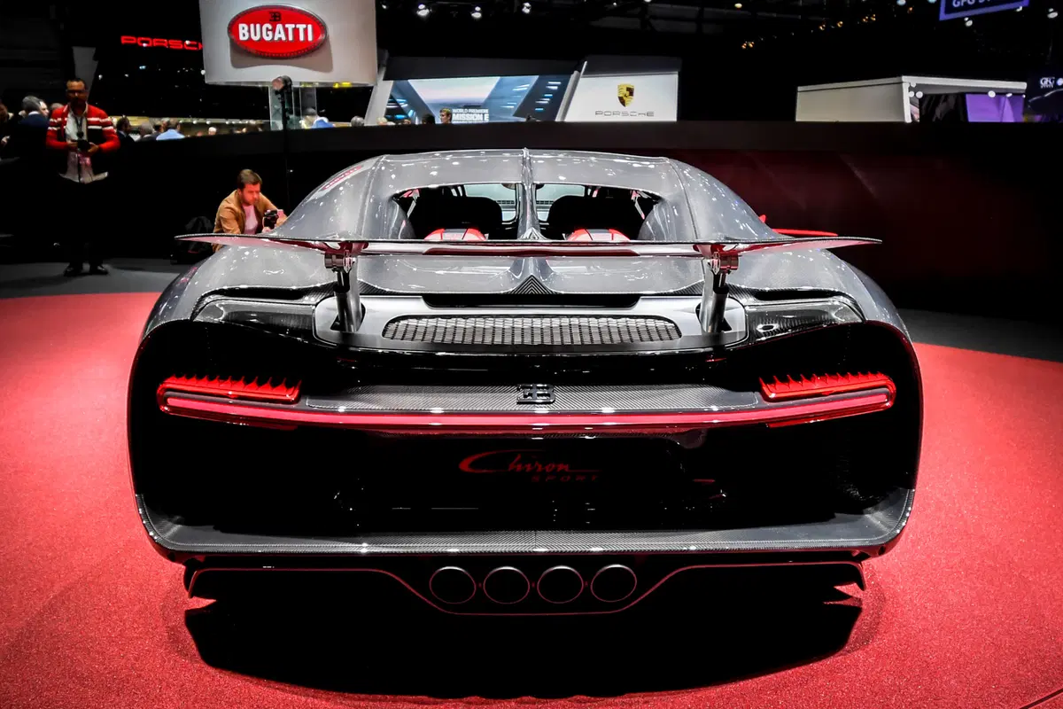 Bugatti Chiron Sport al Salone di Ginevra 2018 (21)