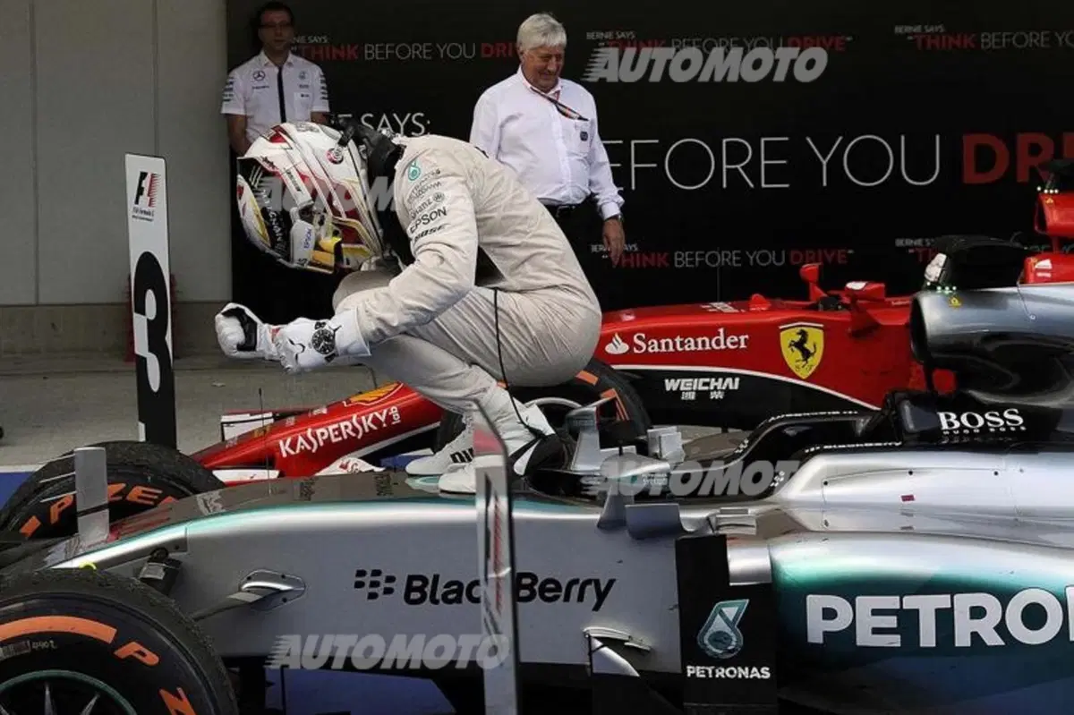F1, Gp Giappone 2015, Hamilton: «Che emozione eguagliare Ayrton a Suzuka» (10)