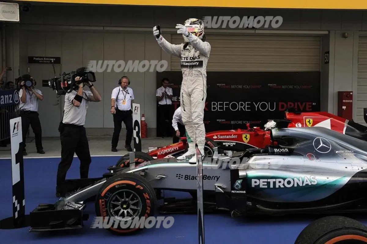 F1, Gp Giappone 2015, Hamilton: «Che emozione eguagliare Ayrton a Suzuka» (11)