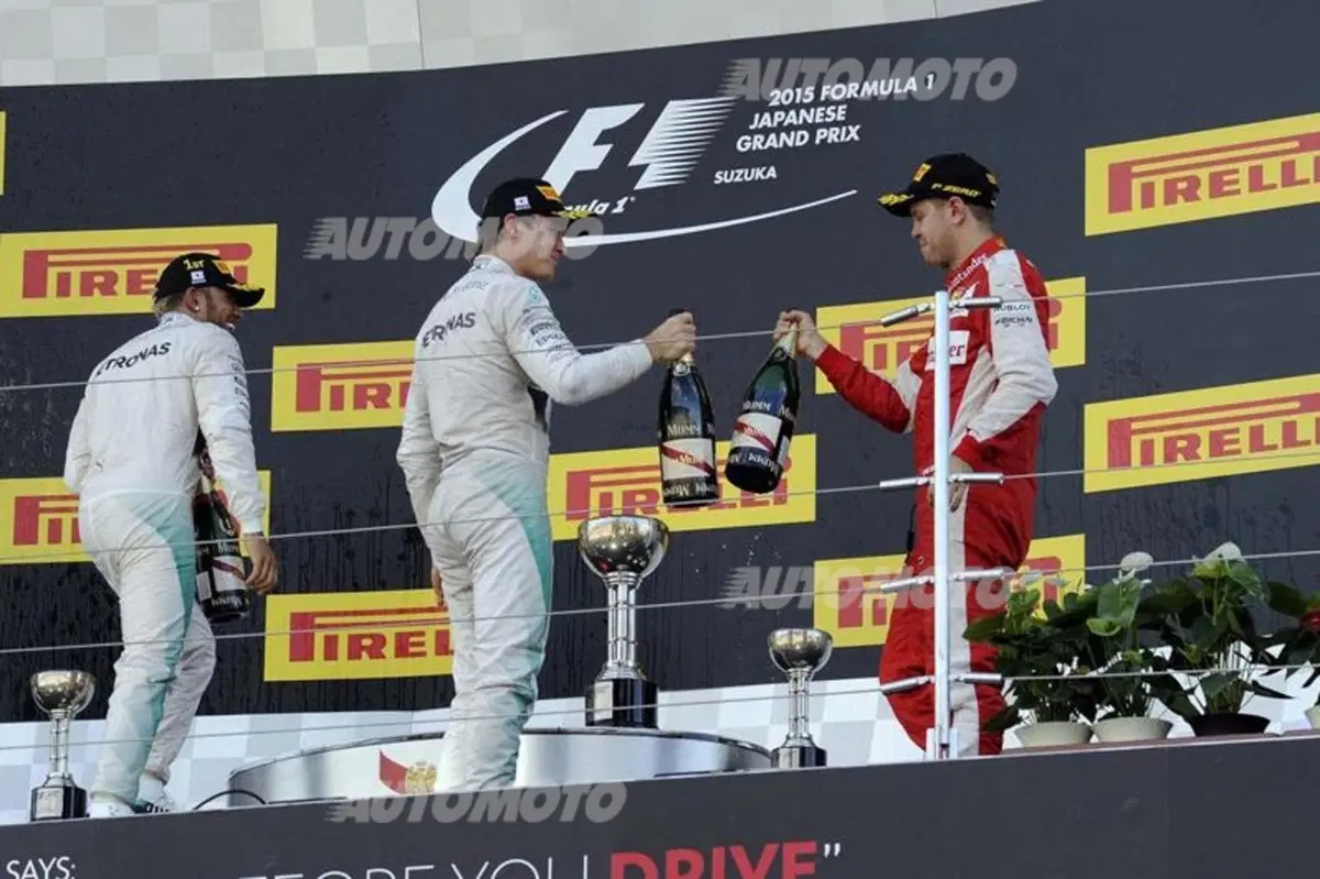 F1, Gp Giappone 2015, Hamilton: «Che emozione eguagliare Ayrton a Suzuka» (43)