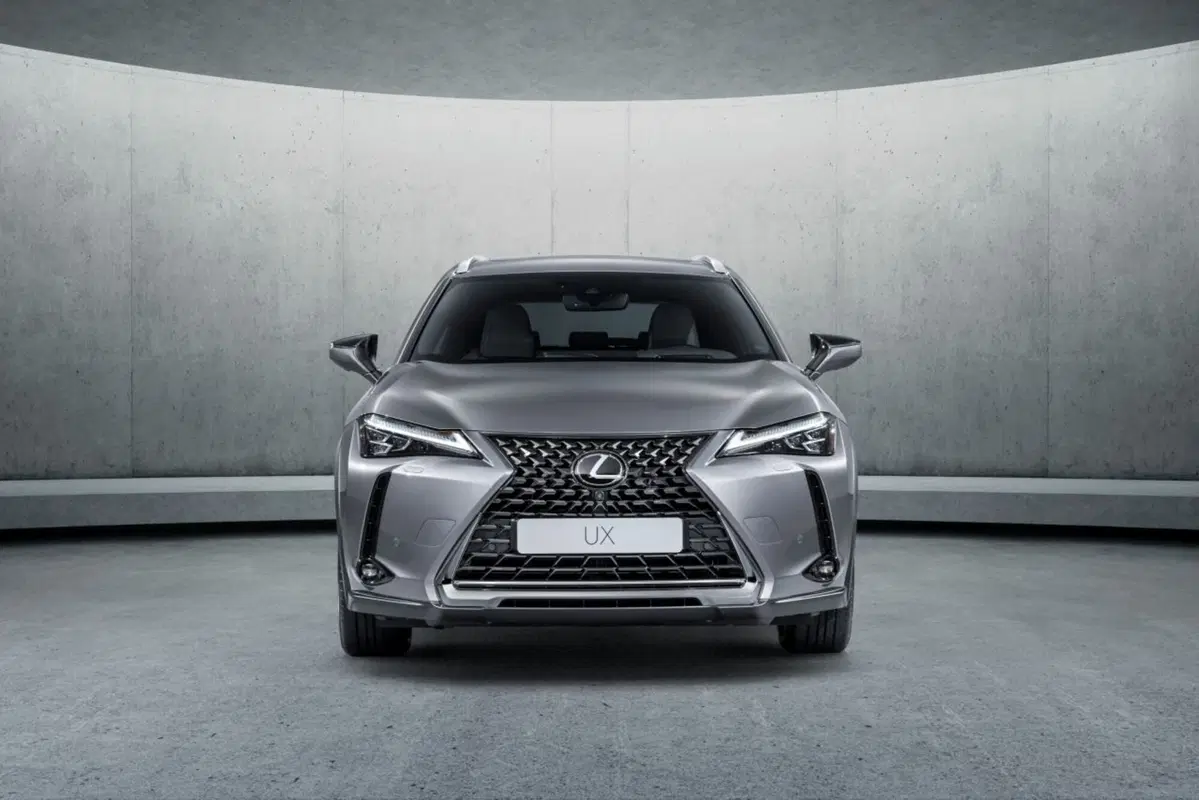 Lexus UX al Salone di Ginevra 2018 (7)