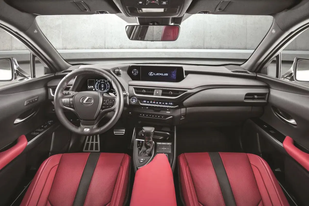 Lexus UX al Salone di Ginevra 2018 (15)