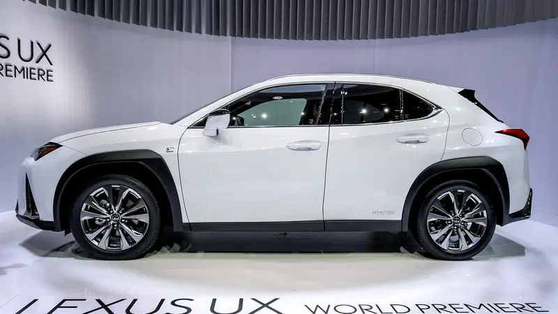 Lexus UX al Salone di Ginevra 2018 [Video]