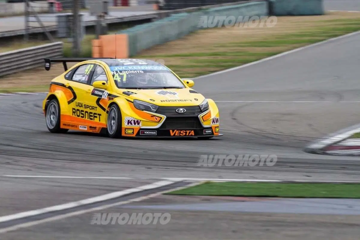 WTCC 2015, Cina: vincono López e Muller. Citroen campione del mondo Costruttori (8)