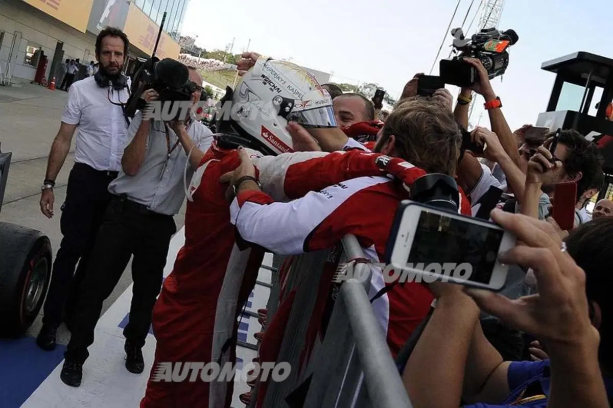 F1,Gp Giappone 2015: Senna ed Hamilton, due campioni molto diversi (20)