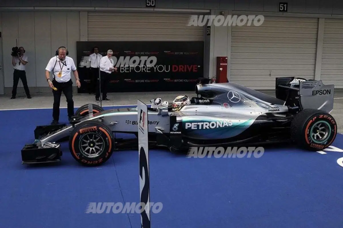 F1,Gp Giappone 2015: Senna ed Hamilton, due campioni molto diversi (26)