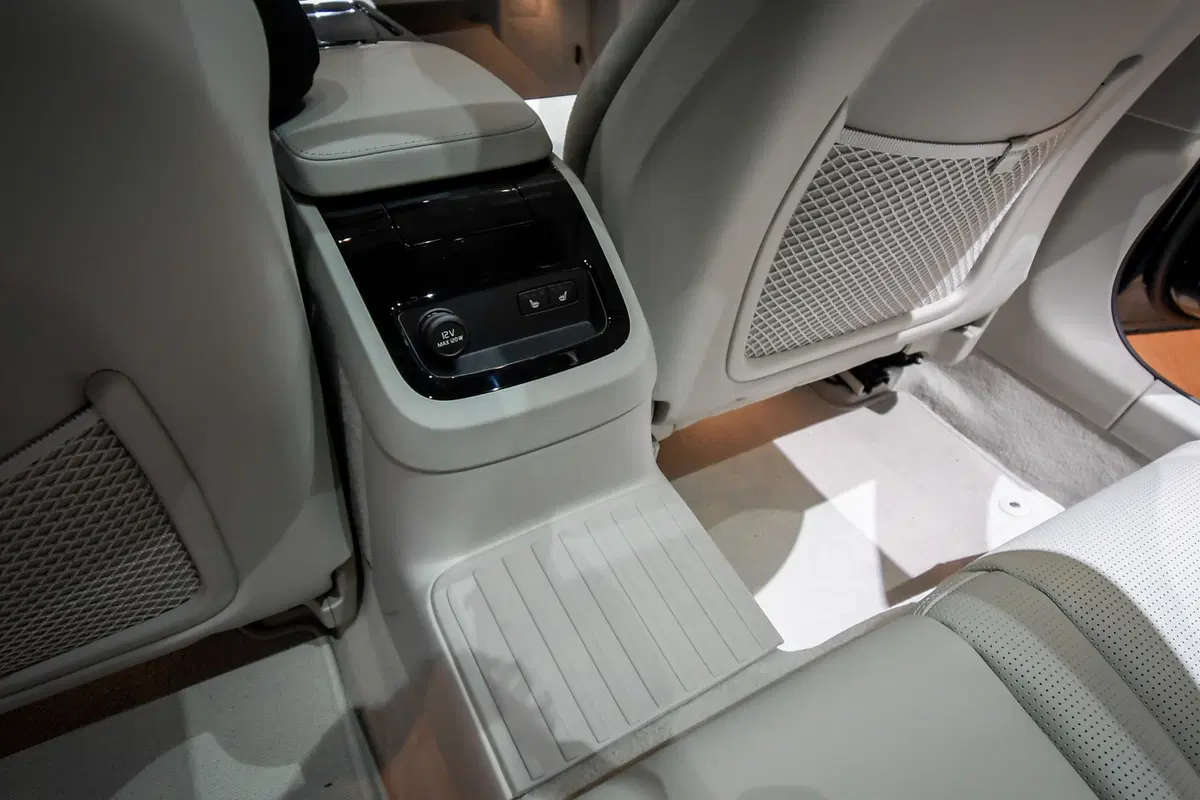 Volvo al Salone di Ginevra 2018 [video] (22)