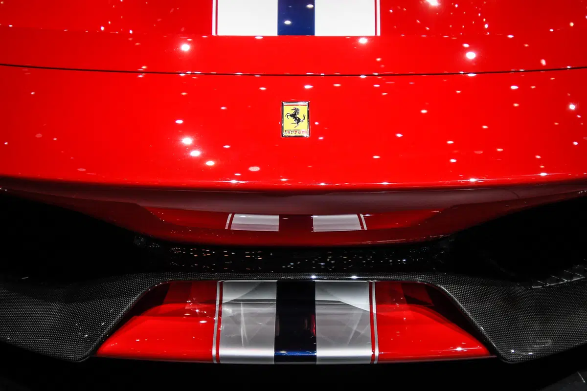 Ferrari al Salone di Ginevra 2018 [video] (2)