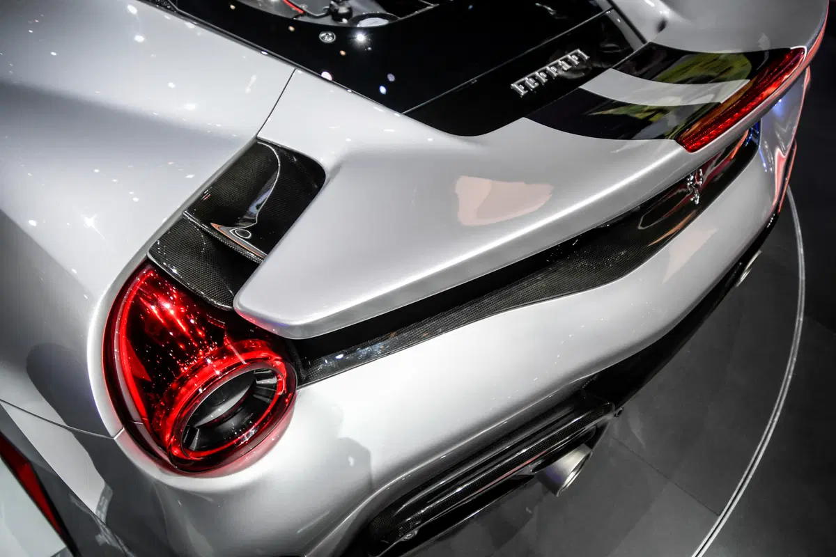 Ferrari al Salone di Ginevra 2018 [video] (24)