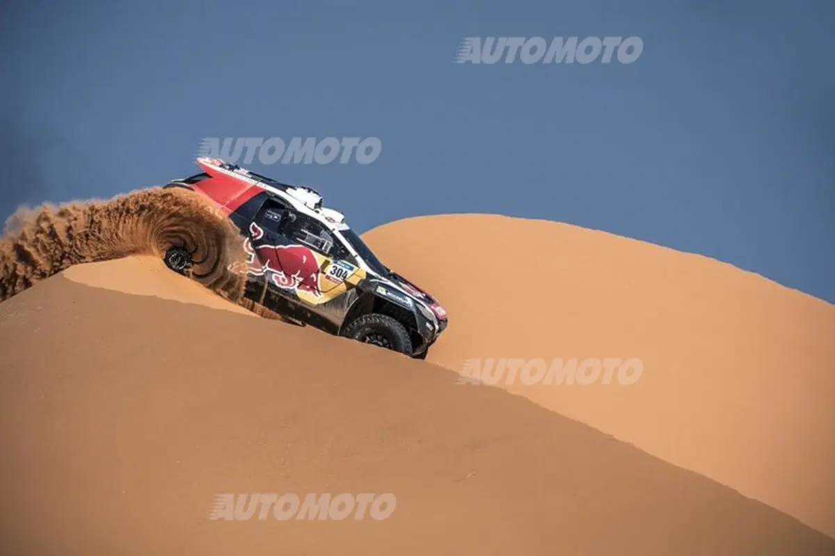 Sebastien Loeb sarà alla Dakar con la Peugeot 2008 DKR! (3)