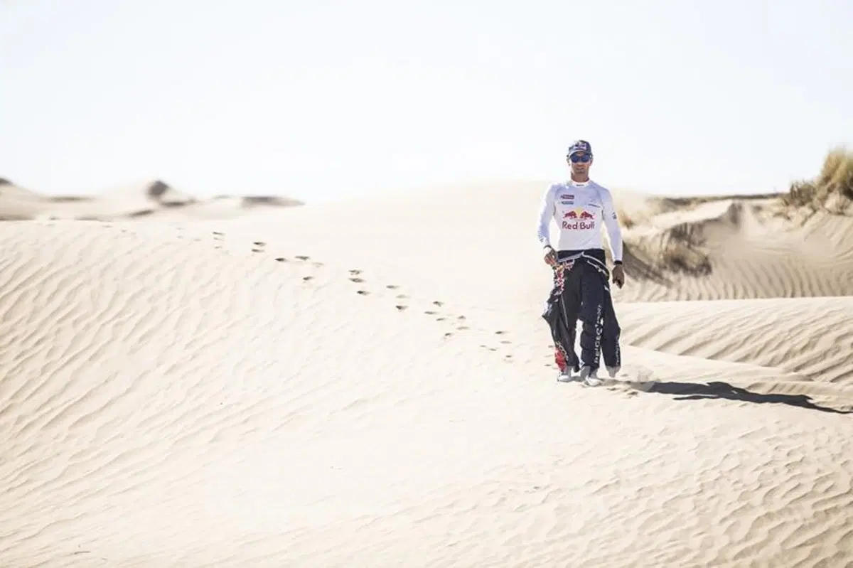 Sebastien Loeb sarà alla Dakar con la Peugeot 2008 DKR! (17)