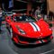 Ferrari 488 Pista, l'erede della 458 Speciale arriva a Ginevra [Video]