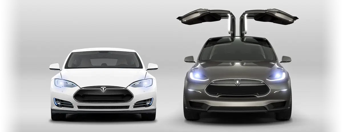 Tesla Model X, ecco la versione di serie (12)