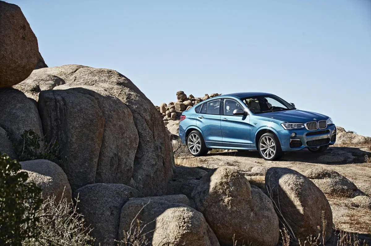 BMW X4 M40i: il SUV bavarese viene estremizzato (4)