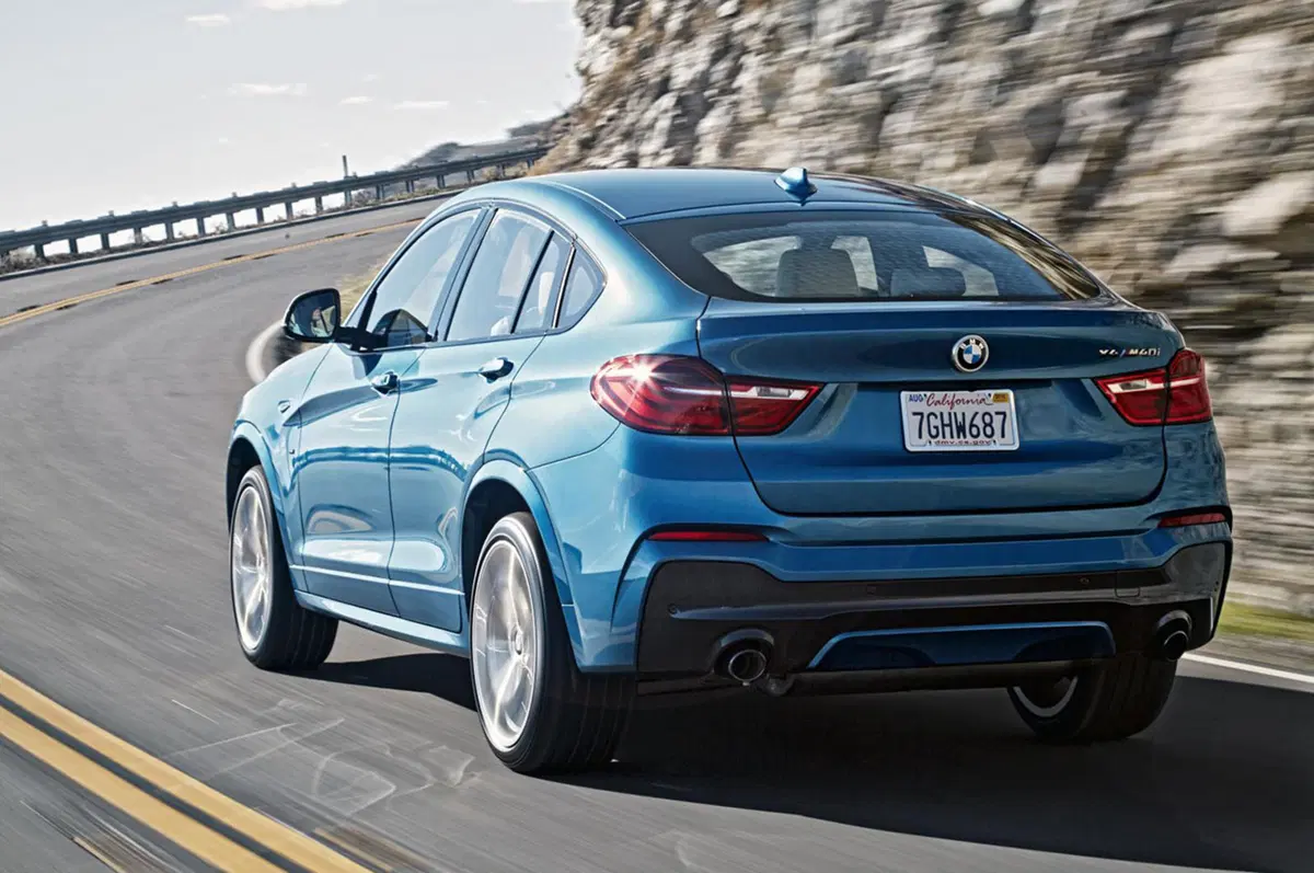 BMW X4 M40i: il SUV bavarese viene estremizzato (8)