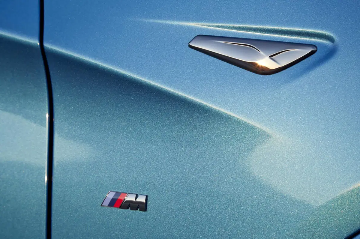 BMW X4 M40i: il SUV bavarese viene estremizzato (25)
