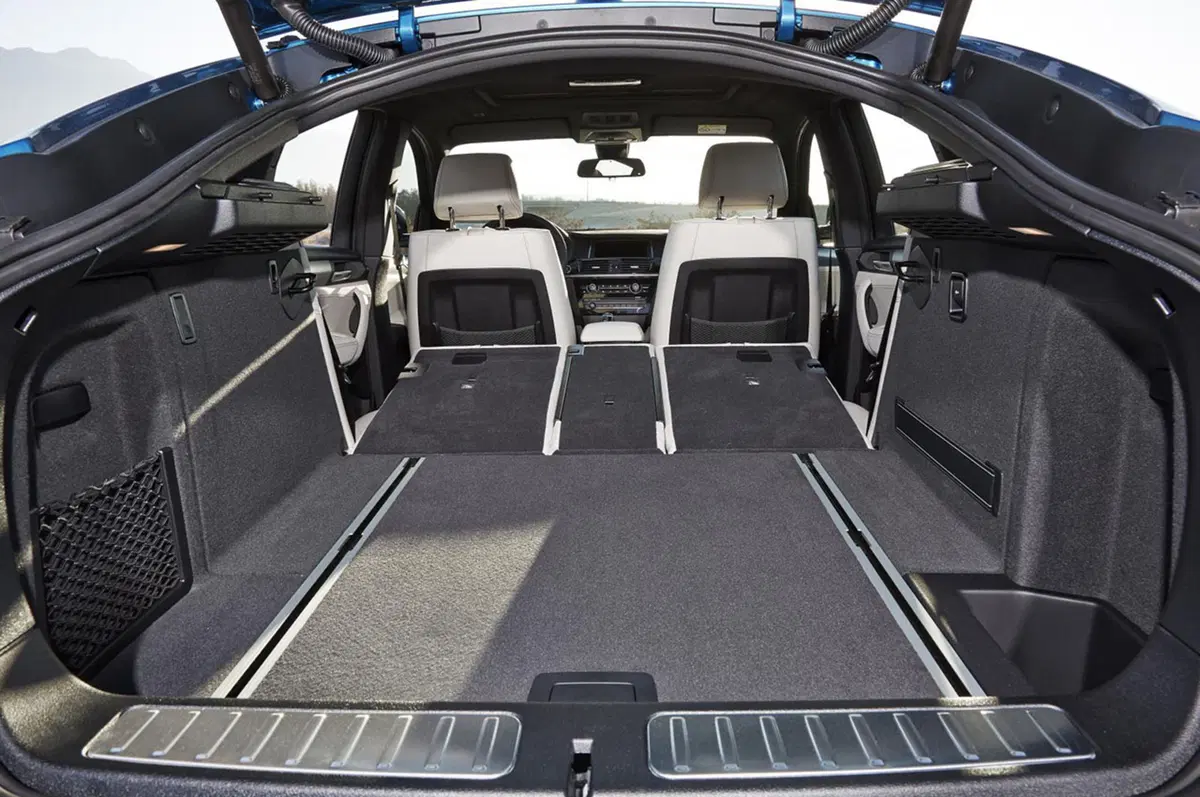 BMW X4 M40i: il SUV bavarese viene estremizzato (26)