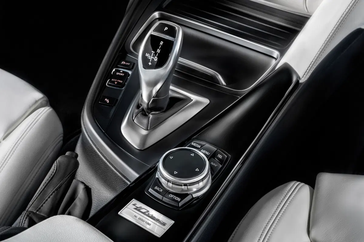 BMW Serie 3 40 Years Edition: quarant'anni e non sentirli (8)
